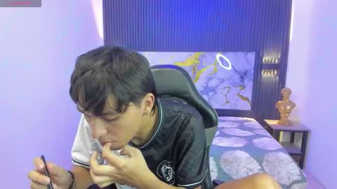 Stiwen online show from 03.23.26