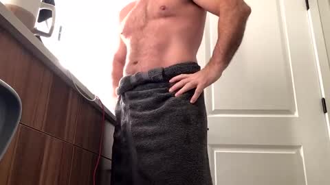 stlhotwifeguy online show from 12.05.24