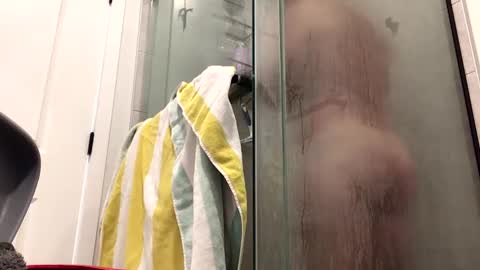 stlhotwifeguy online show from 12.11.24