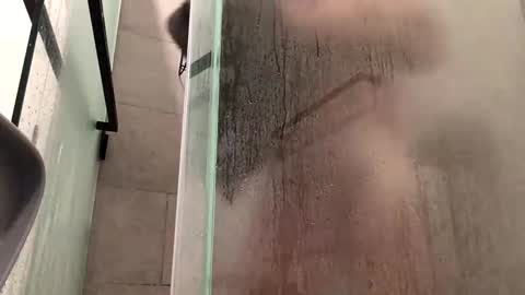 stlhotwifeguy online show from 01.06.25