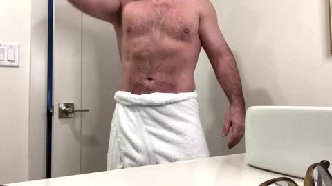 stlhotwifeguy online show from 02.19.25