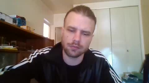 Snapshot of stockingsnfeet chatting on 05.10.26 stockingsnfeet online show from 05.10.26