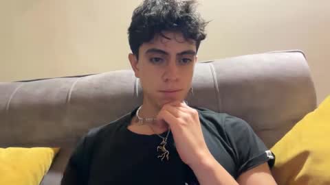 Stolas online show from 02.14.26