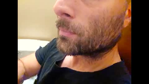 Snapshot of stopshottttt chatting on 11.20.25 stopshottttt online show from 11.20.25