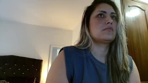 Snapshot of storm_hanks chatting on 12.05.25 storm_hanks online show from 12.05.25