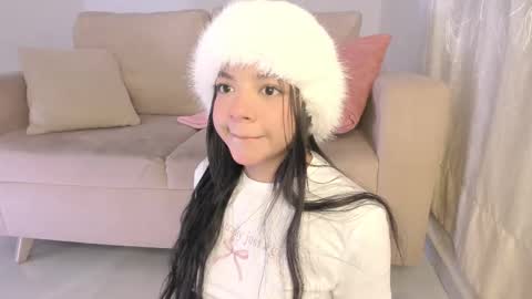 Zoe -INDEPENDENT MODEL online show from 09.14.25