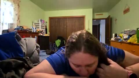 All alone tonight online show from 04.26.26