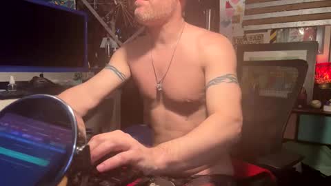 Str8 online show from 04.15.26
