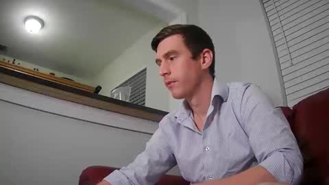 Snapshot of str8stuntcox chatting on 12.16.24 Str8StuntCox online show from 12.16.24
