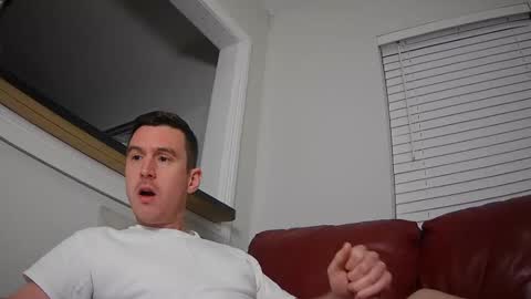 Snapshot of str8stuntcox chatting on 02.15.25 Str8StuntCox online show from 02.15.25