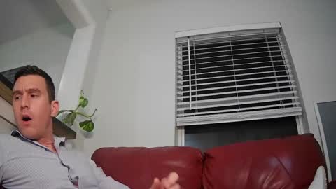 Snapshot of str8stuntcox chatting on 09.20.25 Str8StuntCox online show from 09.20.25