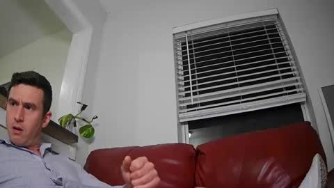 Snapshot of str8stuntcox chatting on 10.15.25 Str8StuntCox online show from 10.15.25