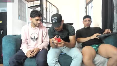 straight__friends online show from 12.14.25