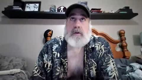 Snapshot of straightbear4you chatting on 11.07.25 Straightbear4you online show from 11.07.25