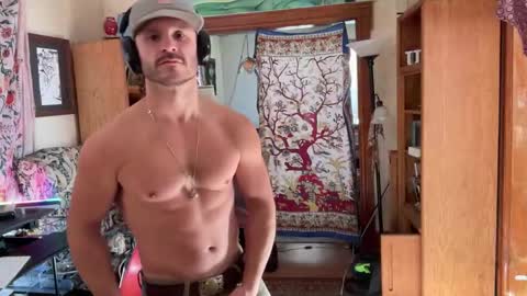 Cowboy Zuhly online show from 12.14.25