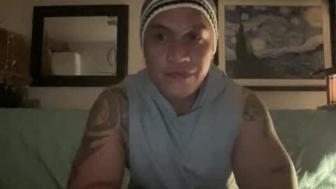 Snapshot of straightsurfer808 chatting on 11.06.25 straightsurfer808 online show from 11.06.25