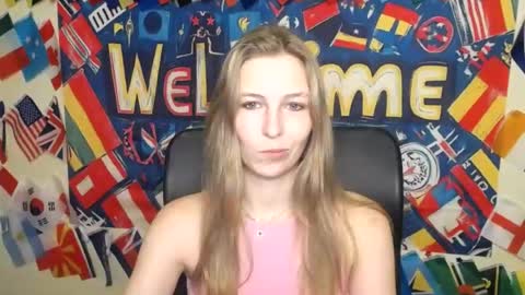 Snapshot of stranger_giirl chatting on 07.13.26 Amalia online show from 07.13.26
