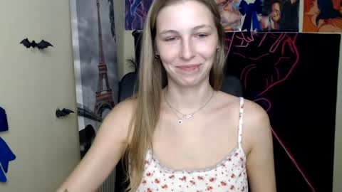 Snapshot of stranger_giirl chatting on 07.23.26 Amalia online show from 07.23.26