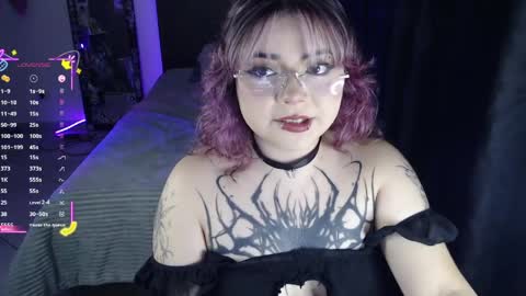 Snapshot of strangergirlxxx chatting on 04.27.26 Carla Independent model online show from 04.27.26