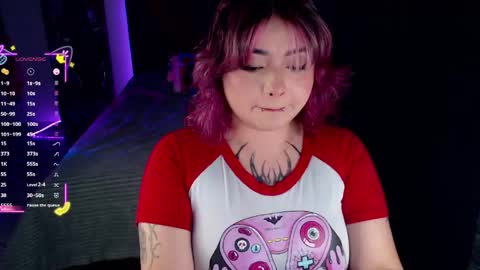 Snapshot of strangergirlxxx chatting on 05.13.26 Carla Independent model online show from 05.13.26