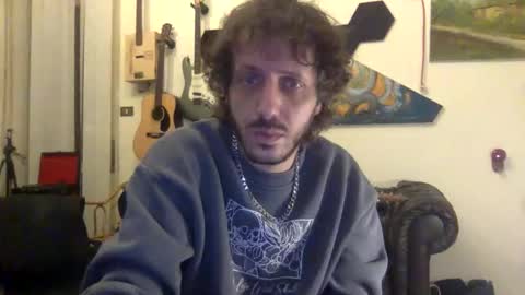 Snapshot of stratocasterluigi chatting on 10.30.25 jizzers online show from 10.30.25