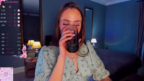 Laura online show from 01.25.25