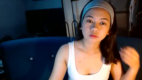 Kisses online show from 03.20.26