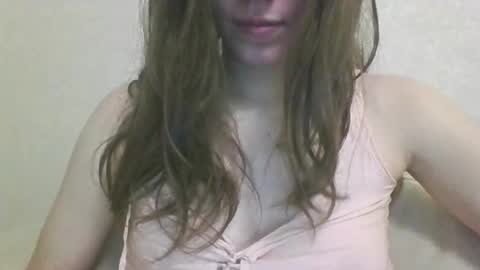 Snapshot of strawberry_soul chatting on 10.31.25 Harriet online show from 10.31.25