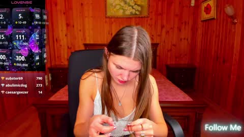 Snapshot of strawberrylux chatting on 01.12.25 Strawberrylux online show from 01.12.25