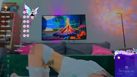 Snapshot of strawberrypie99 chatting on 06.13.26 Tati and Lola online show from 06.13.26