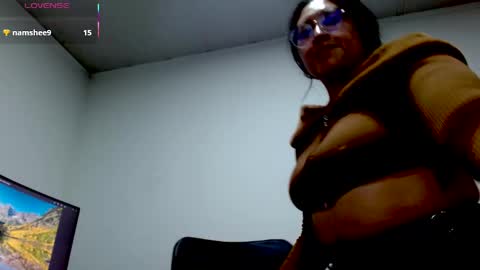 strawlux online show from 06.06.26