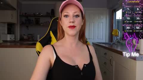 Amorina online show from 01.13.25