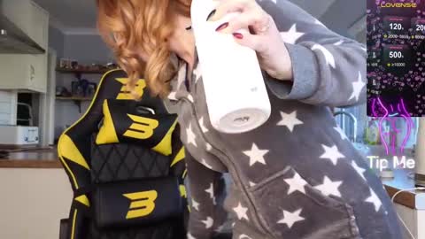 Amorina online show from 01.30.25