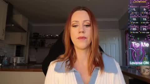 Amorina online show from 11.23.25