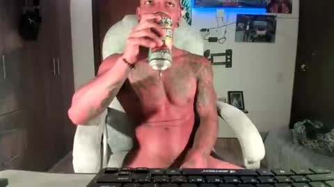 Snapshot of strong_blackboy chatting on 04.19.26 strong blackboy online show from 04.19.26