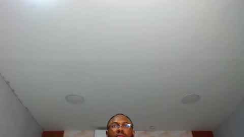 strong_george1 online show from 02.23.25