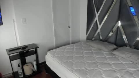 Alexa   online show from 11.18.25