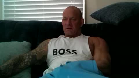 Snapshot of strongandhard073 chatting on 11.21.25 StrongAndHard online show from 11.21.25