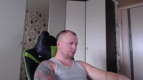 Snapshot of strongass18 chatting on 12.17.24 Alex online show from 12.17.24