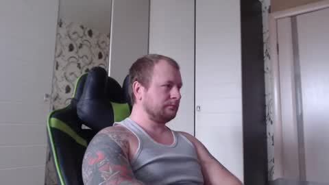 Snapshot of strongass18 chatting on 02.20.25 Alex online show from 02.20.25