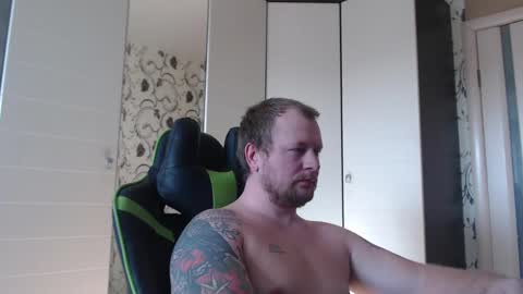 Snapshot of strongass18 chatting on 02.23.25 Alex online show from 02.23.25