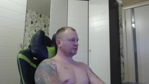 Snapshot of strongass18 chatting on 03.06.25 Alex online show from 03.06.25