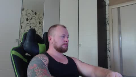 Snapshot of strongass18 chatting on 09.14.25 Alex online show from 09.14.25