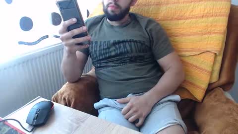 Snapshot of strongcoffee10 chatting on 10.01.25 StrongCoffee online show from 10.01.25