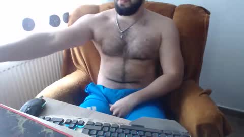 StrongCoffee online show from 11.12.25