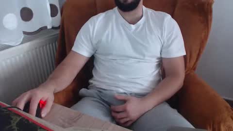 StrongCoffee online show from 11.15.25