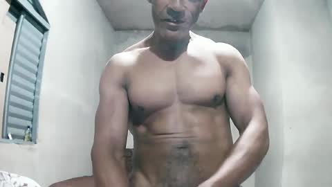 Snapshot of strongdaddyfantastic chatting on 06.18.26 strongdaddyfantastic online show from 06.18.26