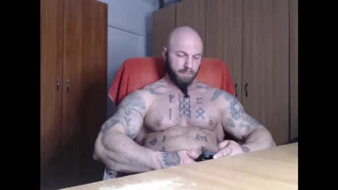 Snapshot of strongivan chatting on 04.02.26 StrongIvan online show from 04.02.26