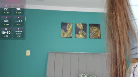 Strong Couple online show from 01.29.25