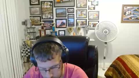 younger4older online show from 04.27.26